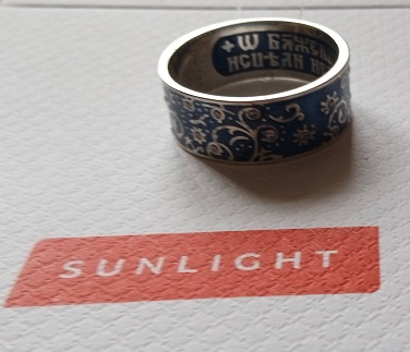 Сеть ювелирных магазинов Sunlight - Кольцо с синей эмалью и фианитами Святая Матрона